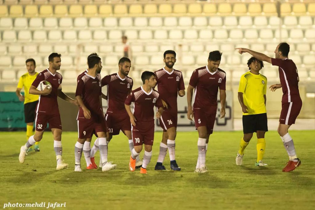 جدیدترین آسمان خراش لیگ برتر از بوشهر +عکس