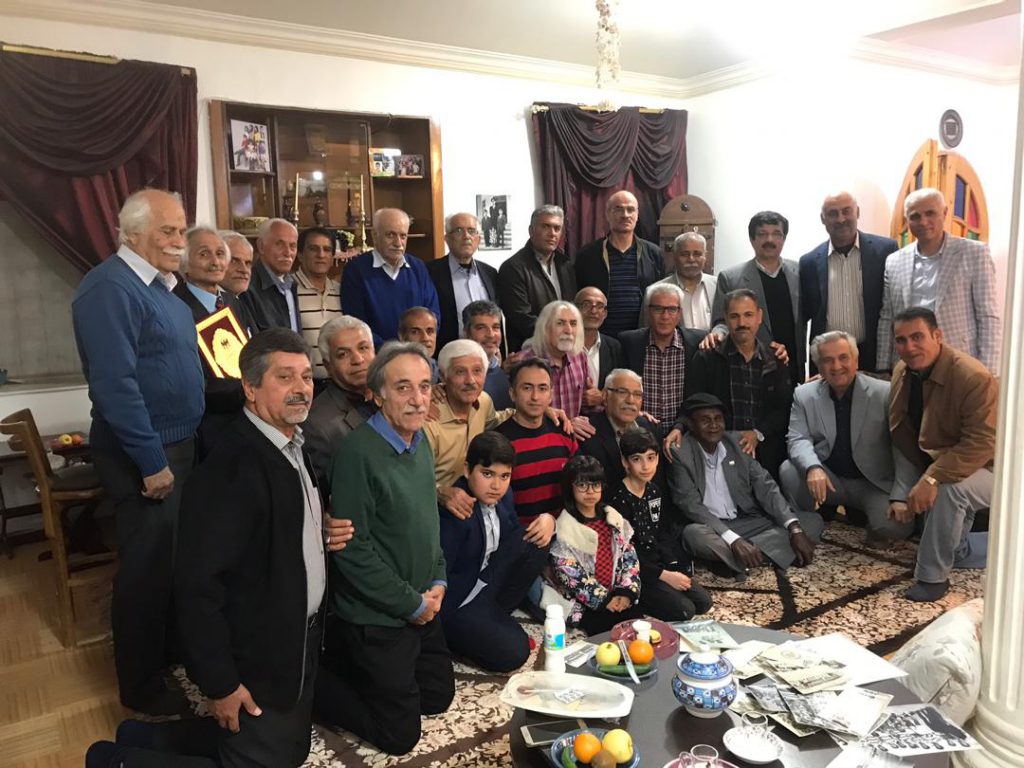 گزارش رضا سیاوشی/ پیشکسوتان شاهین در خانه همتی گرد هم آمدند