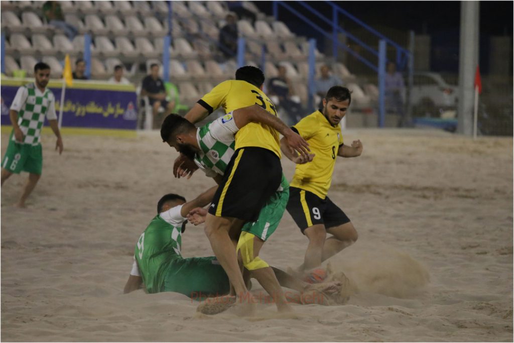 هفته پانزدهم لیگ برتر فوتبال ساحلی/ دربی این بار به سود پارس جنوبی شد