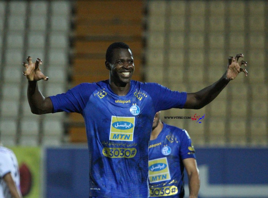 گزارش تصویری(۲) شاهین شهرداری و استقلال تهران/عکس:امیر احمدی گزارش تصویری(۲) شاهین شهرداری و استقلال تهران/عکس:امیر احمدی