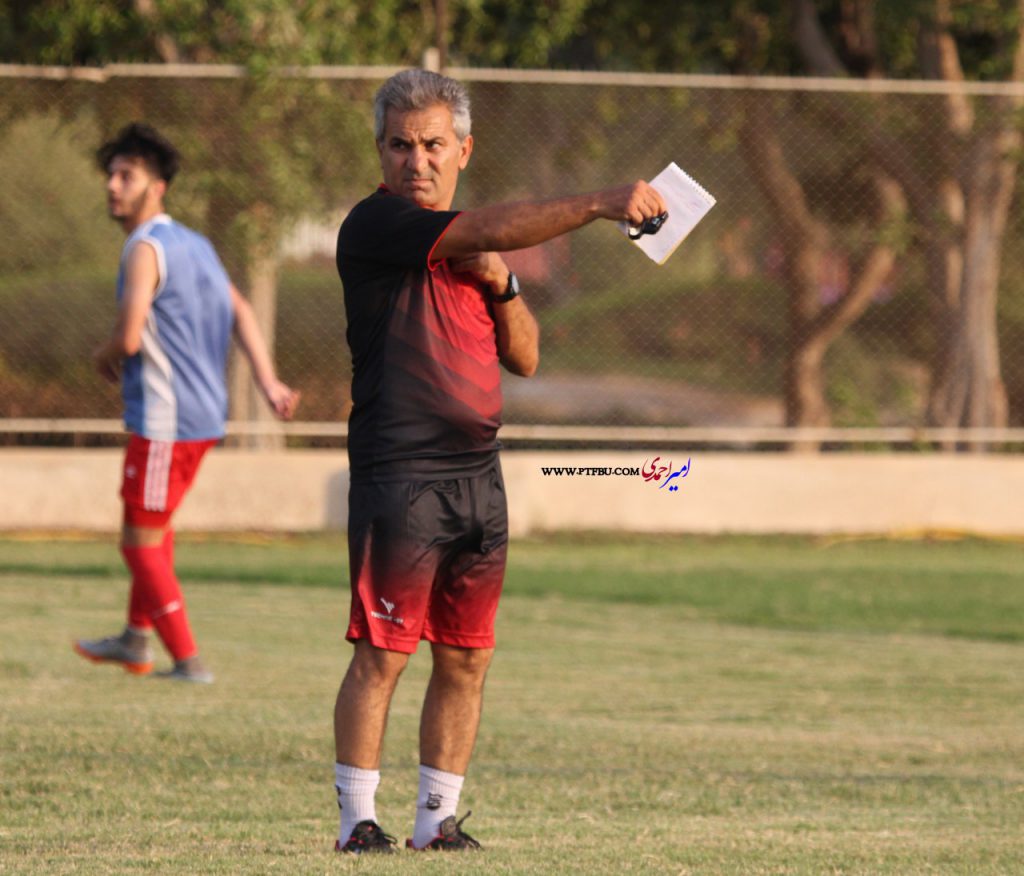 خرمزی سرمربی ایرانجوان بوشهر شد