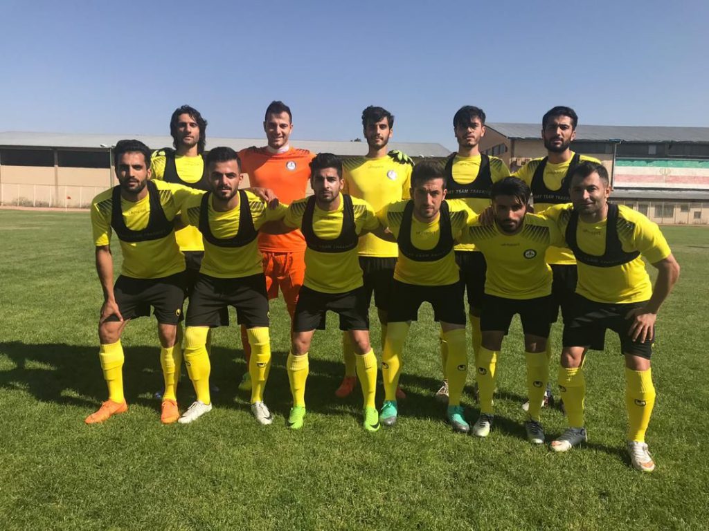 عکس:این جوان چشم کمالوند را گرفته؟پورشاکر می خواهد پدیده جدید فوتبال بوشهر باشد