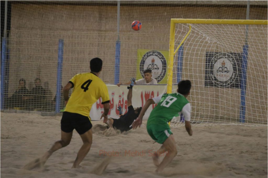 هفته شانزدهم لیگ برتر فوتبال ساحلی/ پارس جنوبی بد موقع باخت،دریانوردان پیروز شد