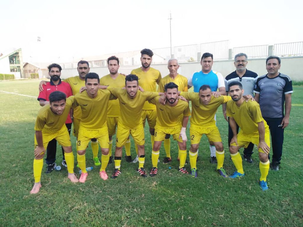 عکس:گلزنی دروازبان با تجربه در رقابتهای دسته دوم شهر بوشهر