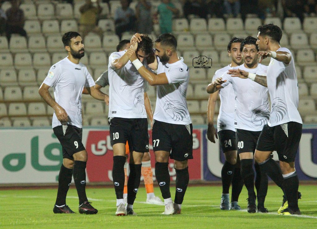 مرحله یک هشتم جام حذفی/ شاهین شهرداری ۲   سایپا ۰/ بغضی که بالاخره ترکید،شاهین گل زد؛گل نخورد و به جمع هشت تیم برتر راه یافت