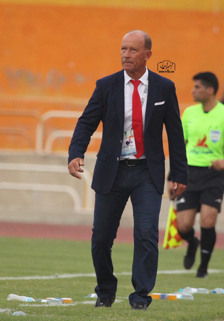 کالدرون سرمربی پرسپولیس بعد از برد تیمش در بوشهر: در طول نود دقیقه بهترین تیم زمین بودیم و به خاطر گل‌هایی که زدیم، خوشحال هستیم