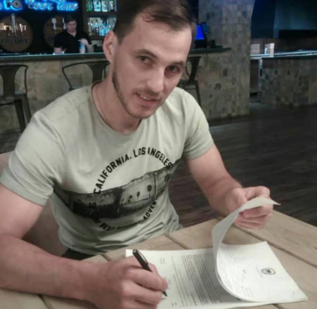 شاهین شهرداری گلر گرجستانی گرفت