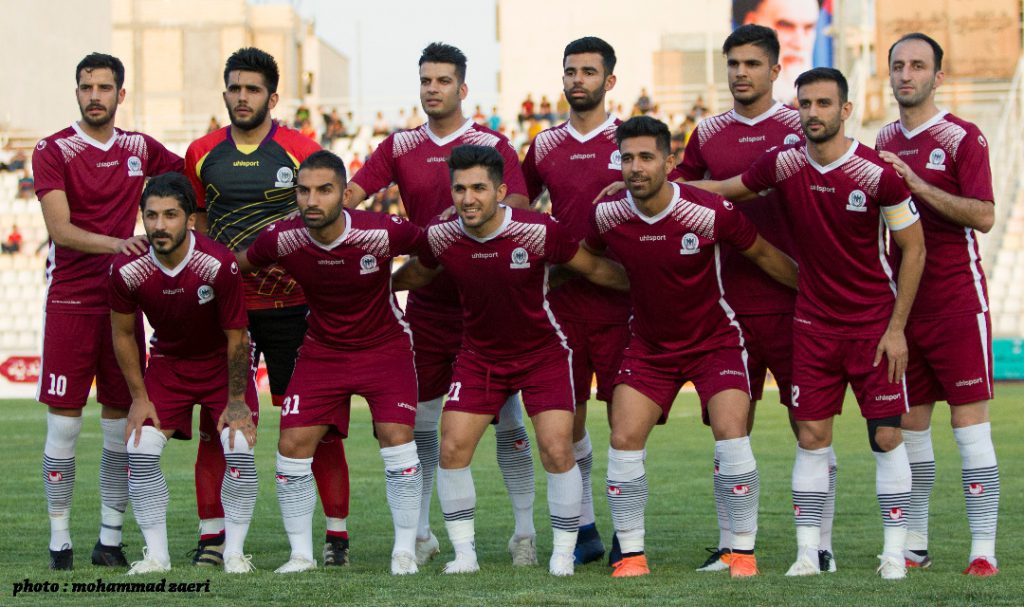 تصاویر/ جدال شاهین شهرداری و فجر سپاسی در جام شهدای فارس/ محمد زائری