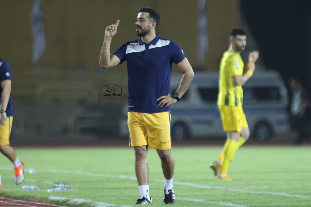 سعید الهویی مربی سپاهان پس از برد در بوشهر:از شاهین حمایت کنید،از اینکه برخی تماشاگران بر علیه قلعه نوعی شعار دادند، ناراحتیم!