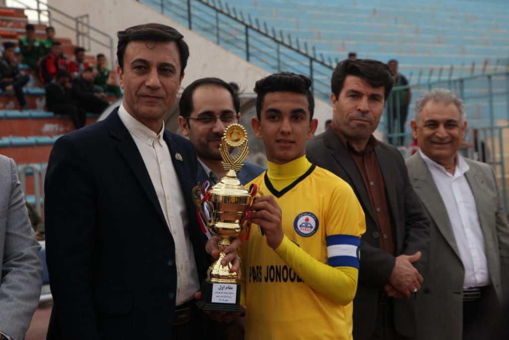 پارس جنوبی جم قهرمان زیر ۱۵ ساله های استان