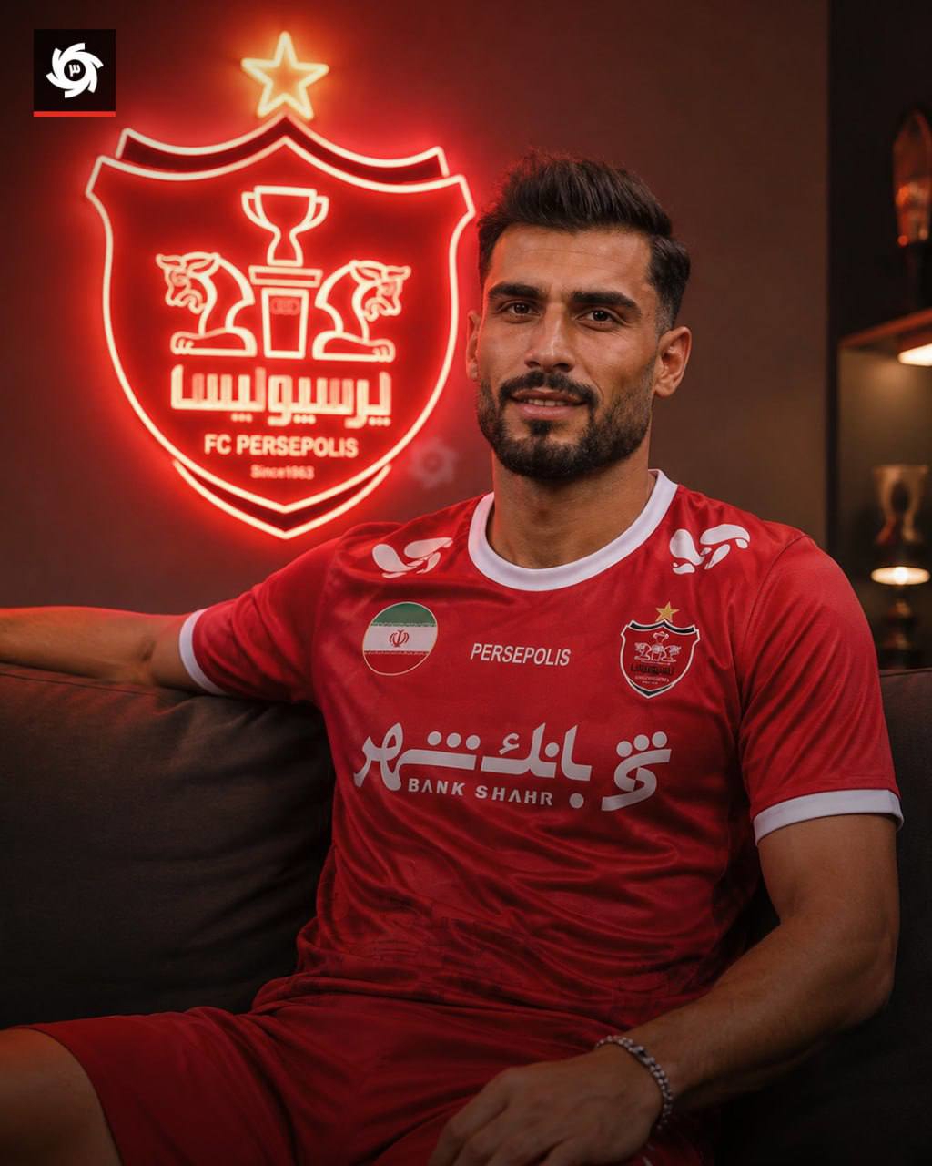 امیر حسین طاهری مدافعی از شهرستان جم به پرسپولیس پیوست