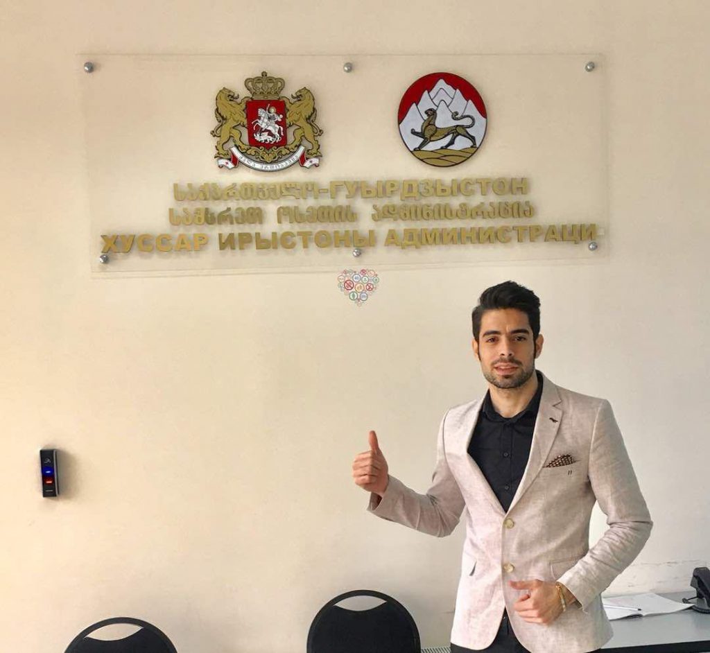 بازیکن بوشهری در لیگ حرفه ای گرجستان/ سکانگیر قرارداد خود را با “اف سی تسخینوالی تفلیس” رسما امضا کرد