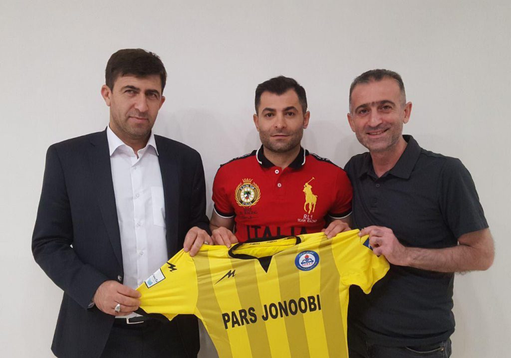 ابراهیمی مهاجم پارس جنوبی جم: این هفته به تیر خورد، هفته بعد به تور می‌زنم