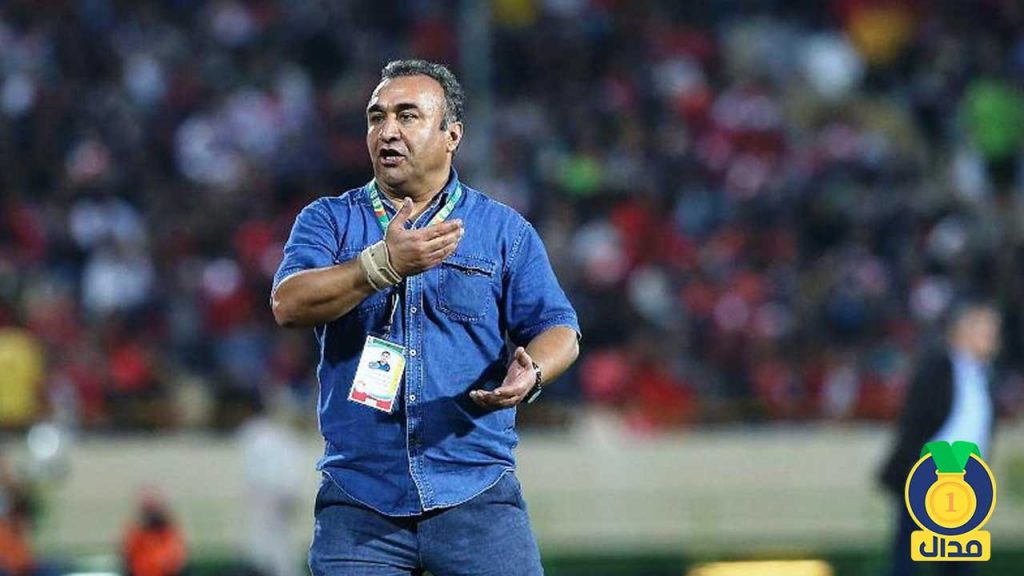 آخرین خبر:دست نشان نزدیک ترین مربی به نیمکت شاهین شهرداری