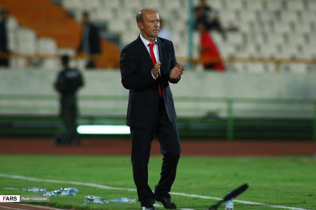 گابریل کالدرون: به وقت کشی حریف اعتراض کردم!