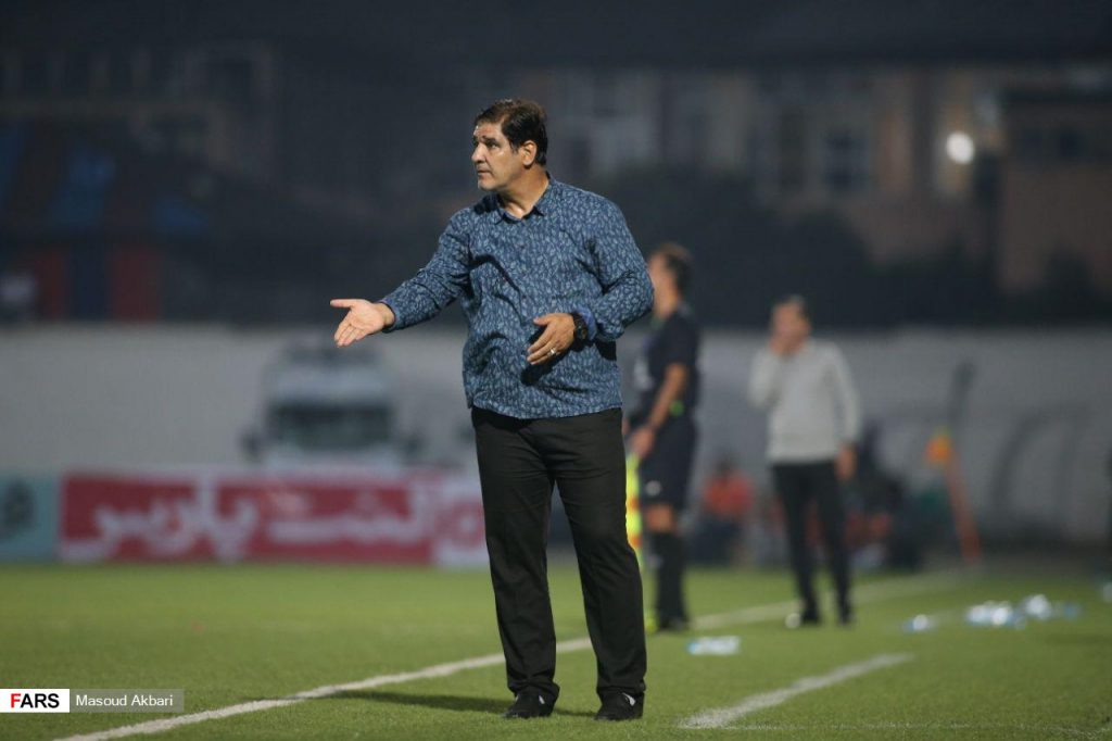 مهاجری: خدا را شکر مثل بازی گذشته تنبیه نشدیم،بازی سختی را از شاهین بردیم!