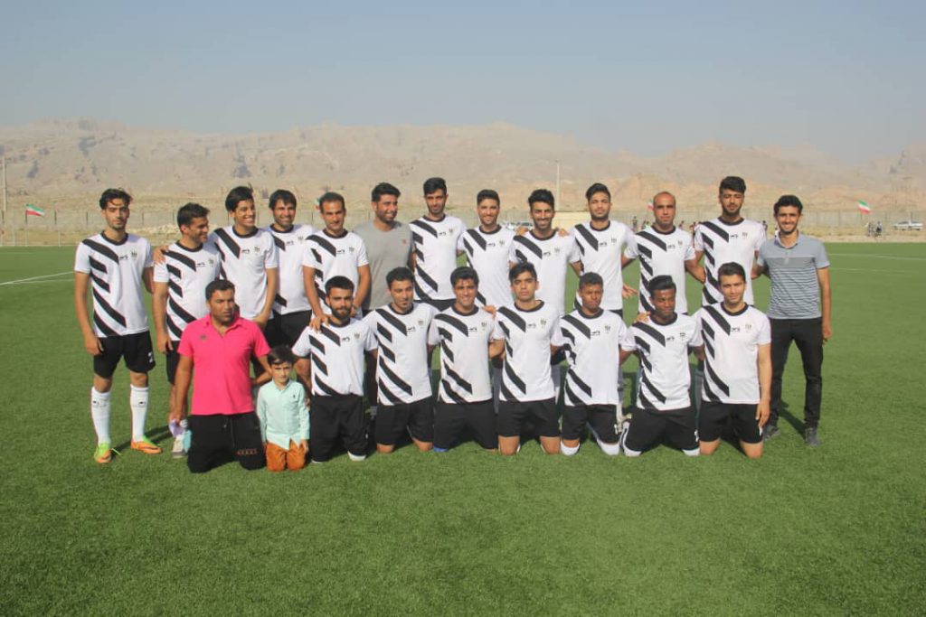 شاهین بندرعامری قهرمان اولین دوره جام مسابقات فوتبال یادواره شهدای جنوب بخش دلوار شد.