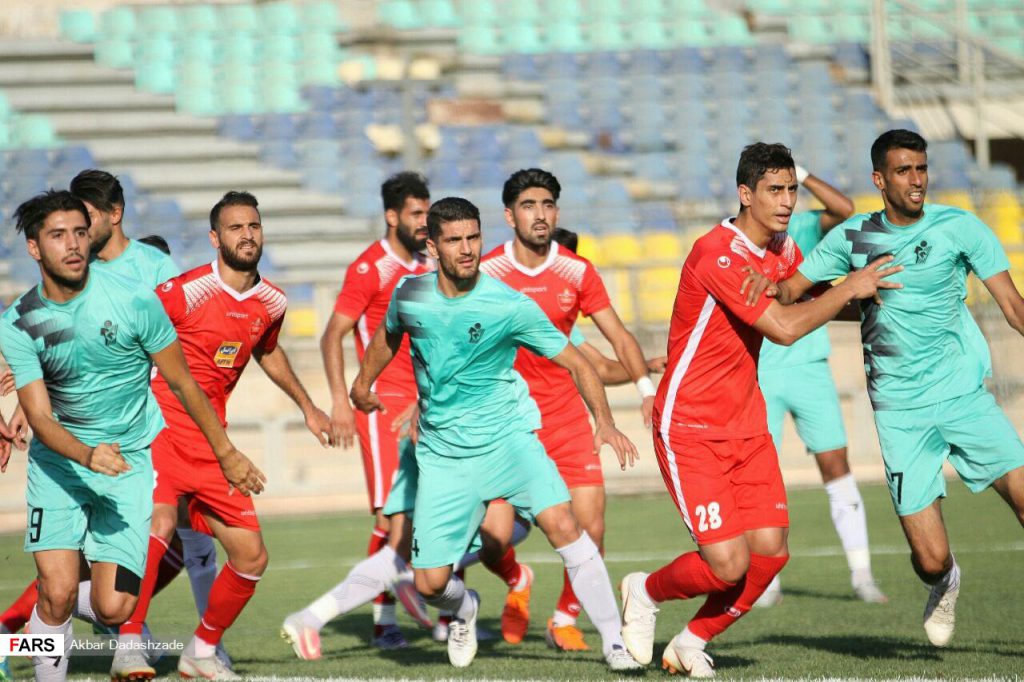 عکس:حضور ابراهیم صالحی در جدال دوستانه پیکان و پرسپولیس