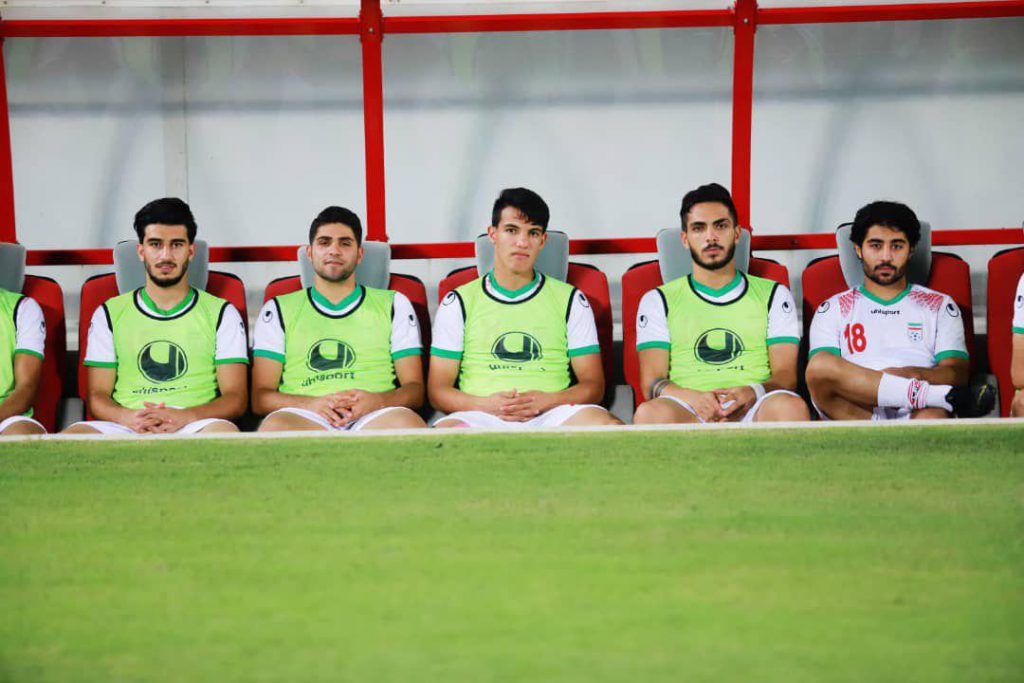 در برد امید ایران مقابل استرالیا/ شریفی یک نیمه روی نیمکت یک نیمه در میدان