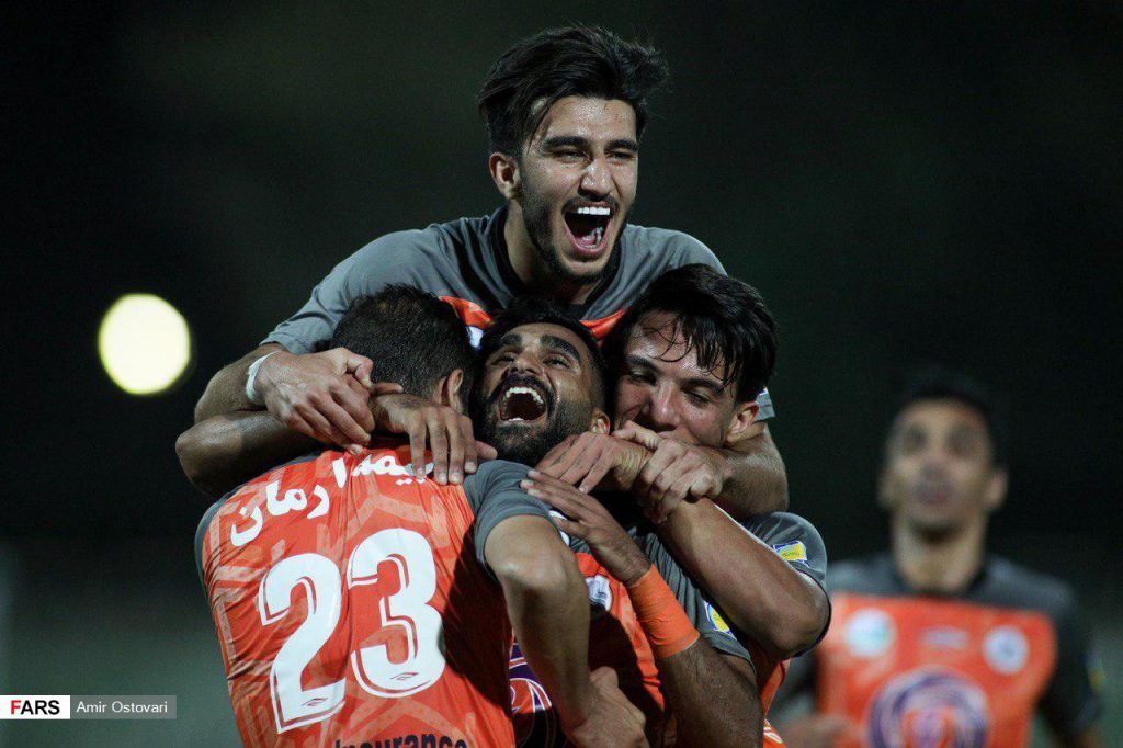 عکس:شریفی و سایپا روی دور برد